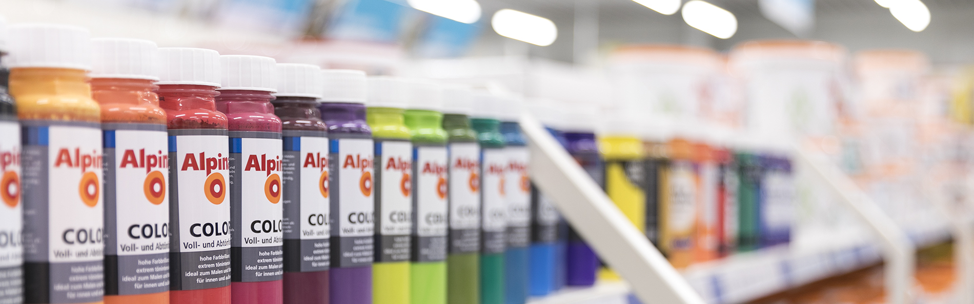 Eine Auswahl unserer Farben und Lacke bei Cassens in Oldenburg.