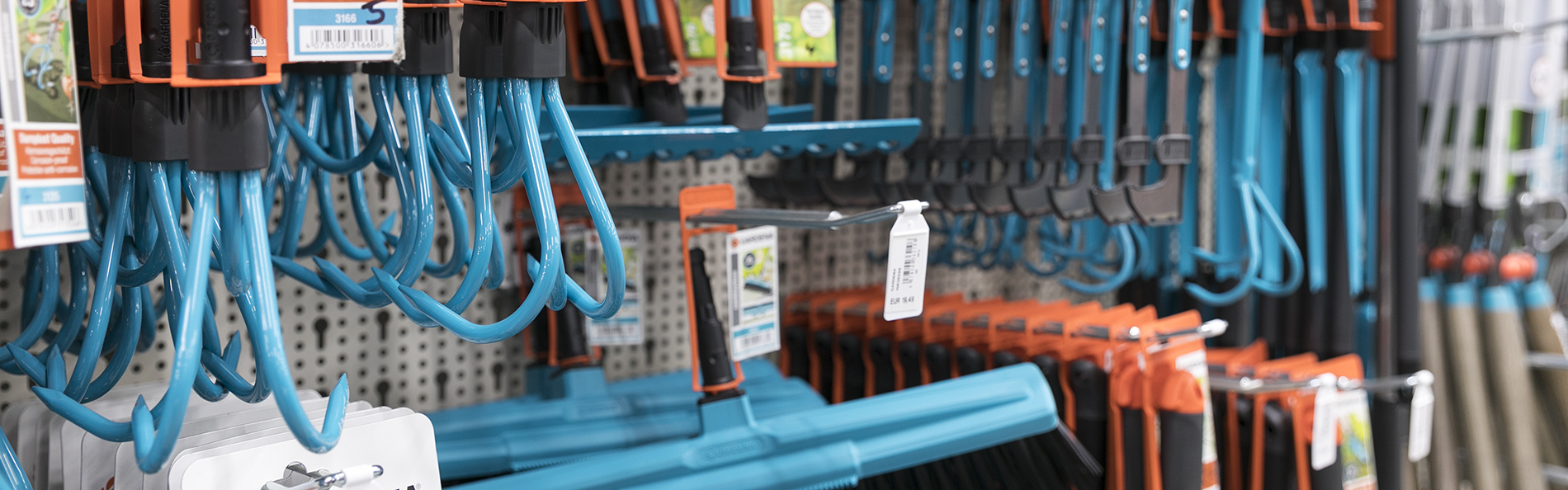 Gartengeräte für die Gartenarbeit